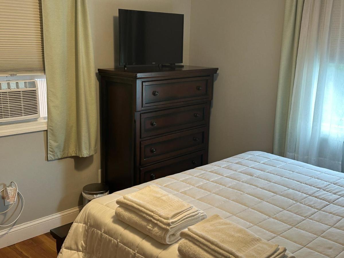 Villa Maple Leaf Acre à Williston Extérieur photo